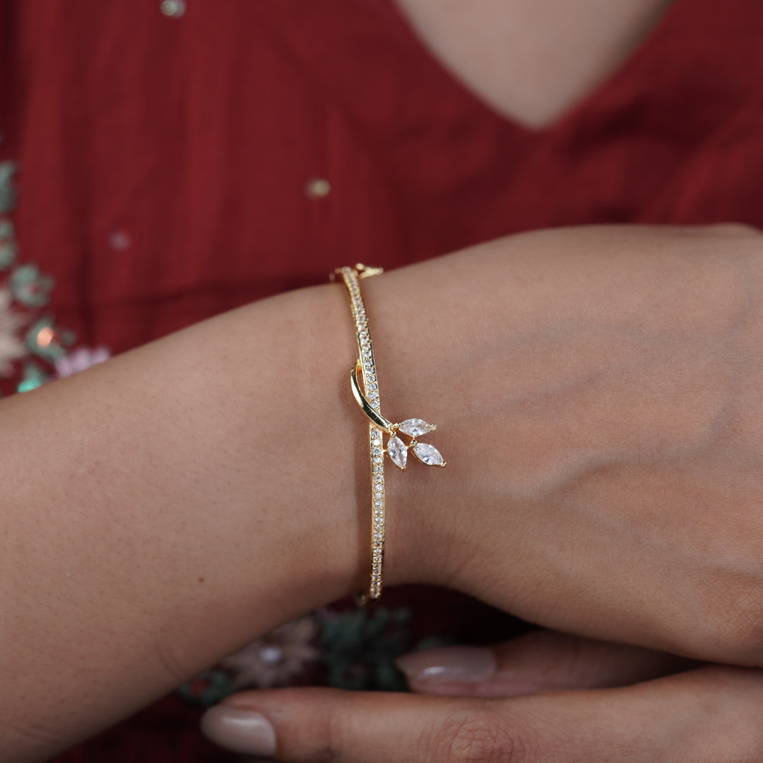 Flutter Butterfly Zircon Gold Kada