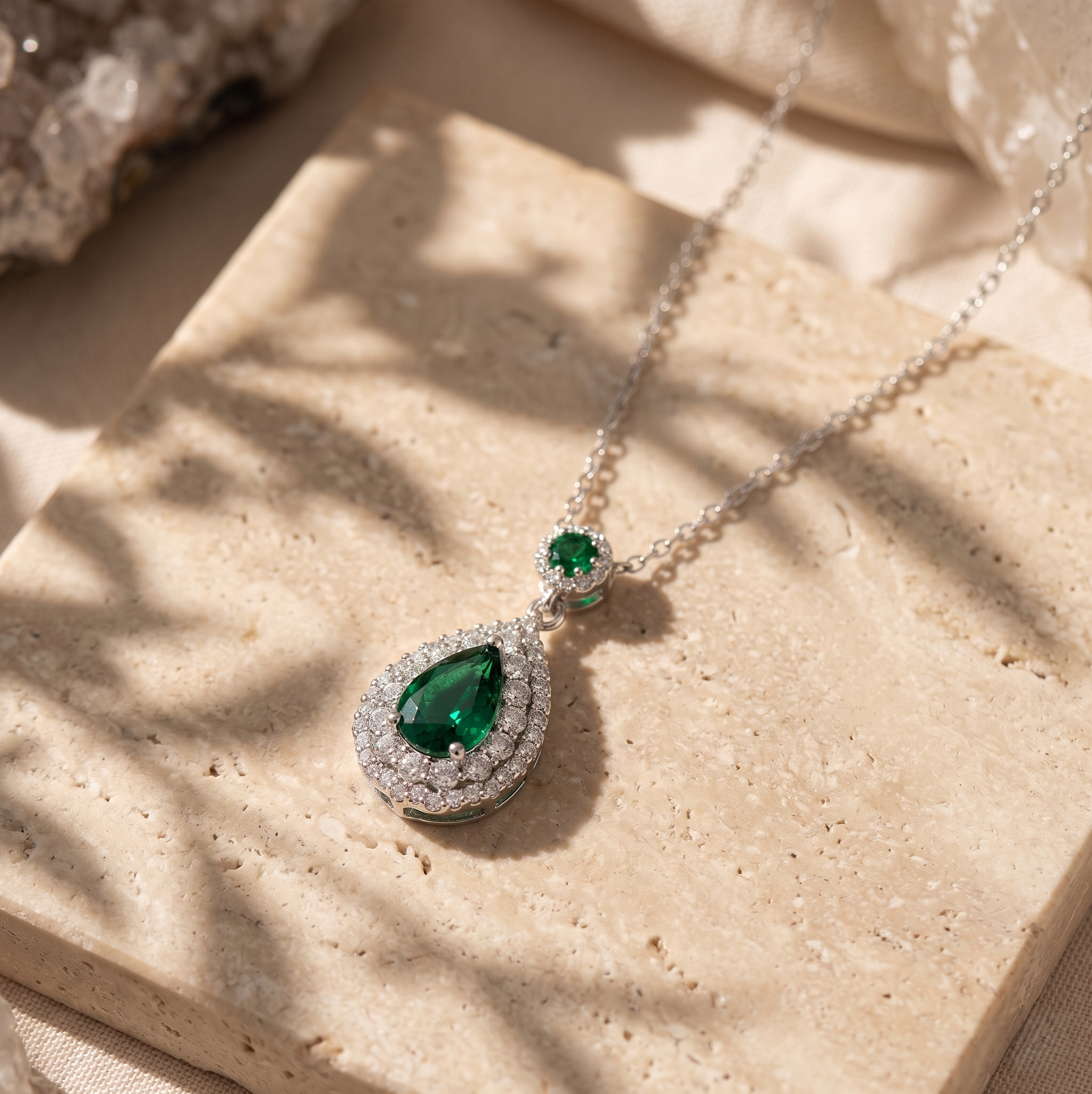 The Art of Everyday Luxury: Elevate Your Style with LUXPENNY JEWELLS
