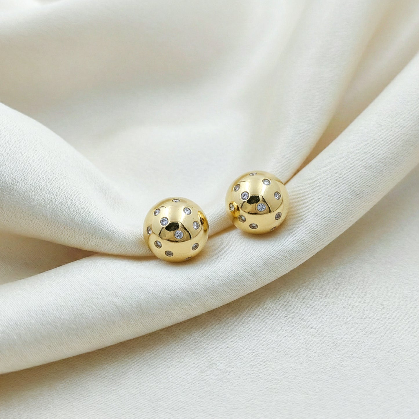 Dazzle Dot Earrings