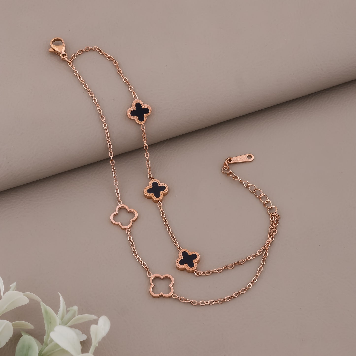 Luxe Clover Charm Bracelet