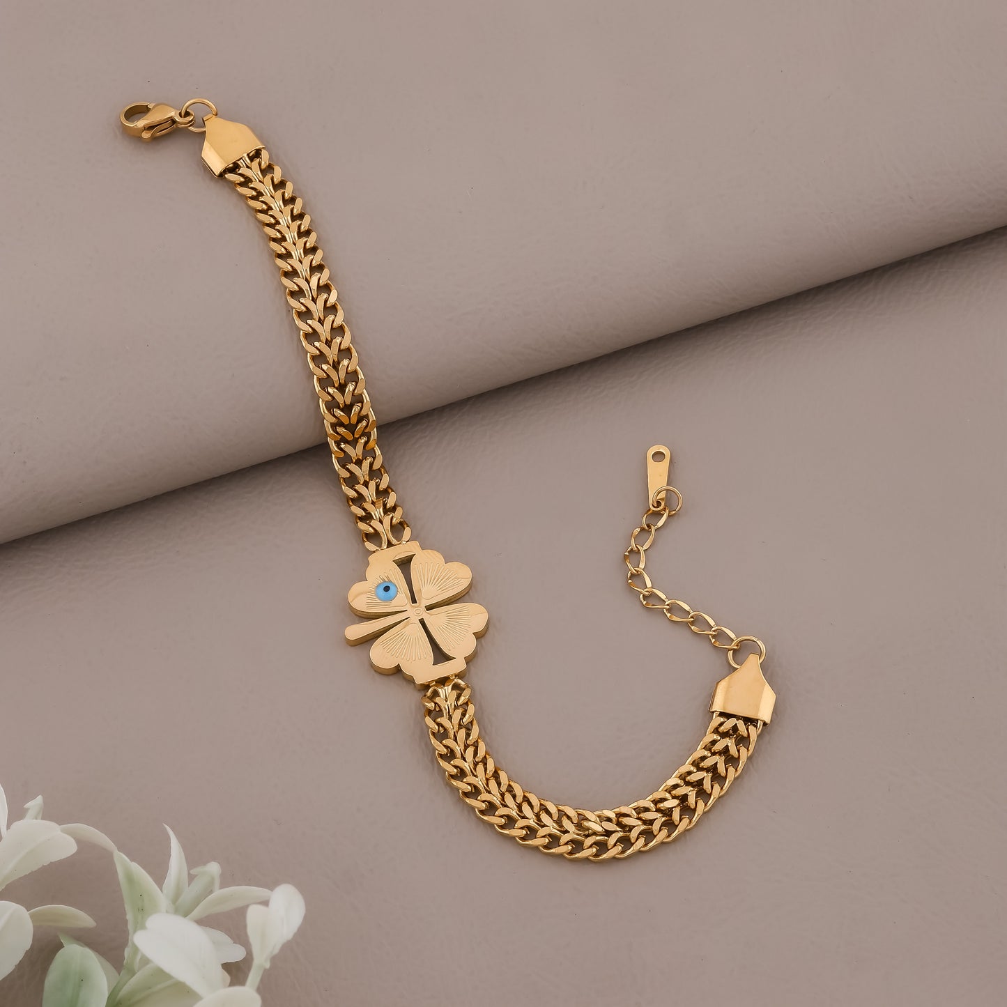 Elite Gold Nazar Clover Bracelet