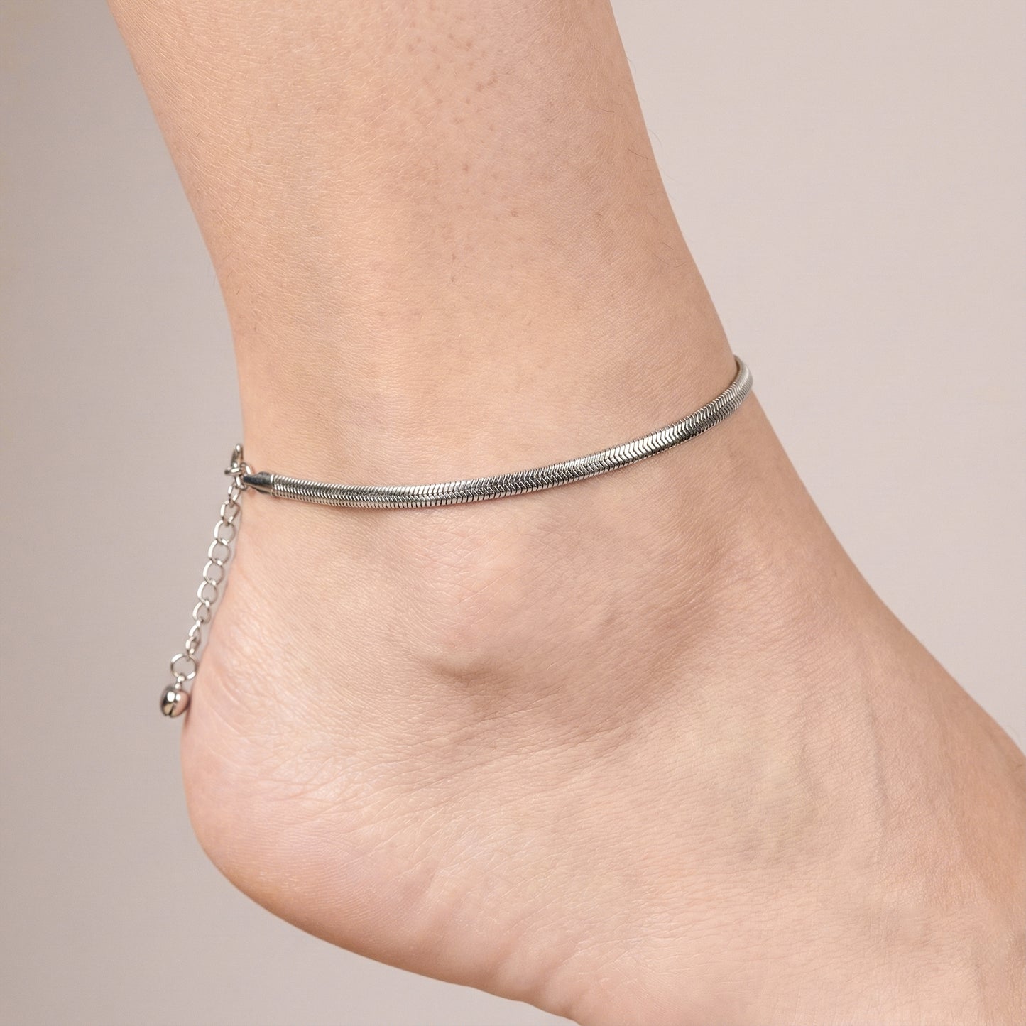 Modern Sleek Snake Chain Anklet